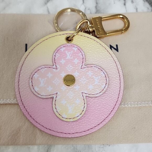 New NWOT Authentic Louis Vuitton By the Pool Yellow Pink Bag Charm - Picture 1 of 4